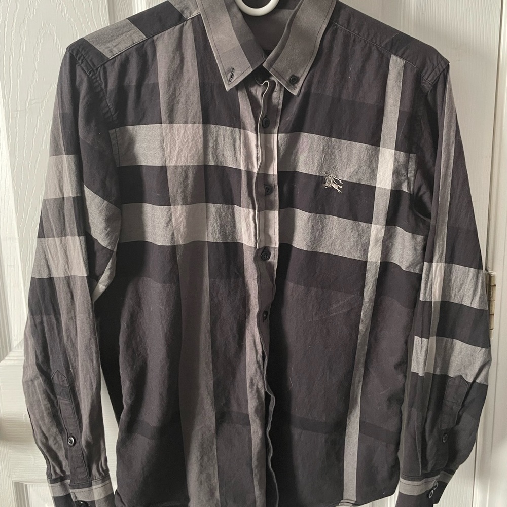 Burberry Button up